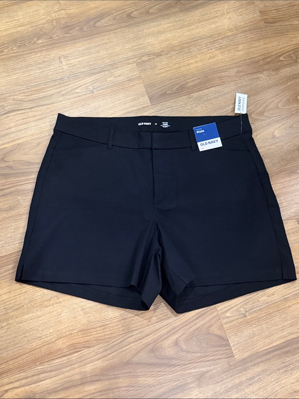 Old Navy Black Stretch Tailored Pixie Bermuda Shorts